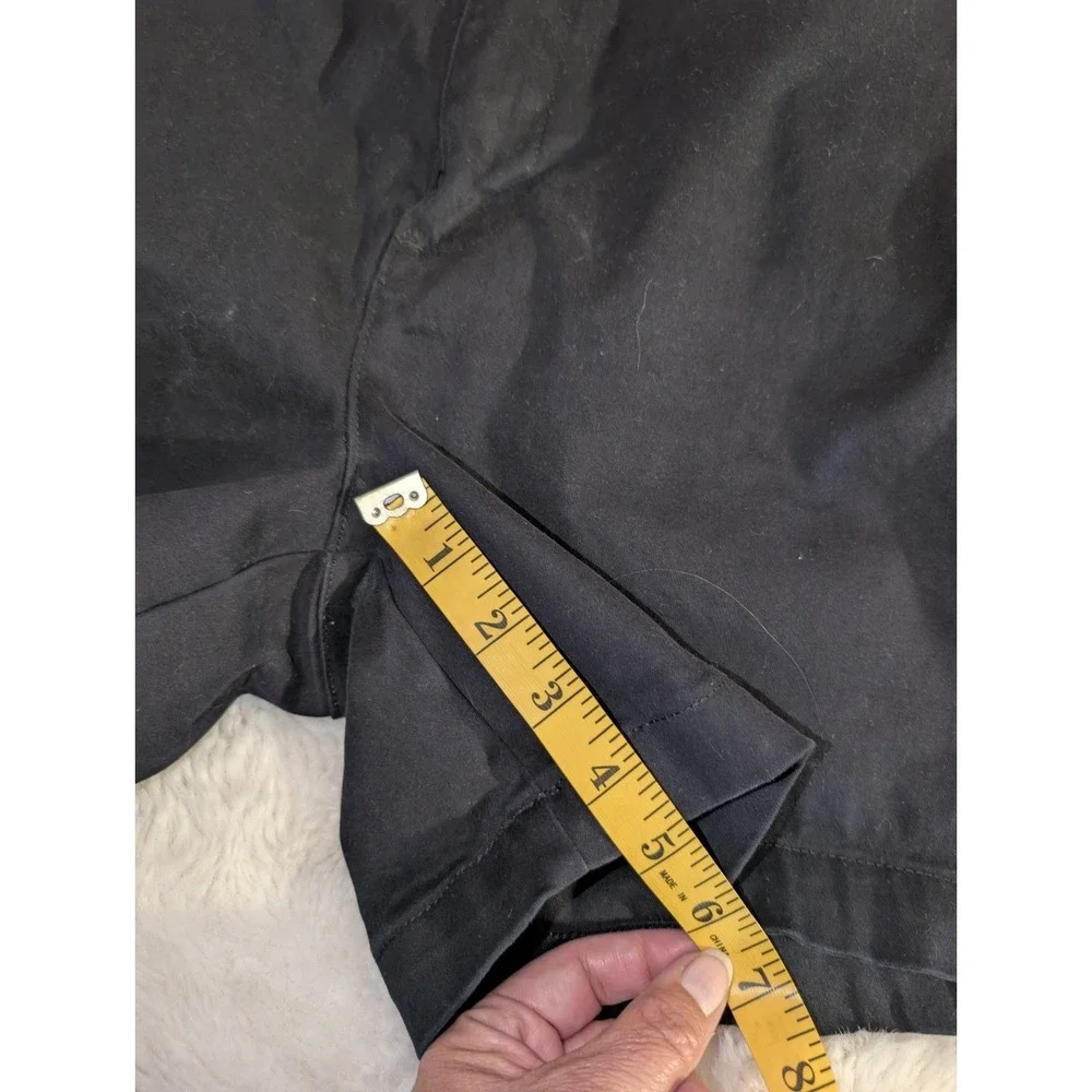 Banana Republic Ladies Everyday Trendy Zip Fly Shorts with Pockets Size 12 Black